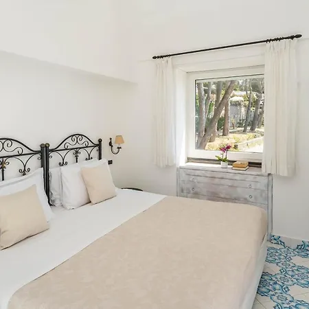 Oliveto Apartment *