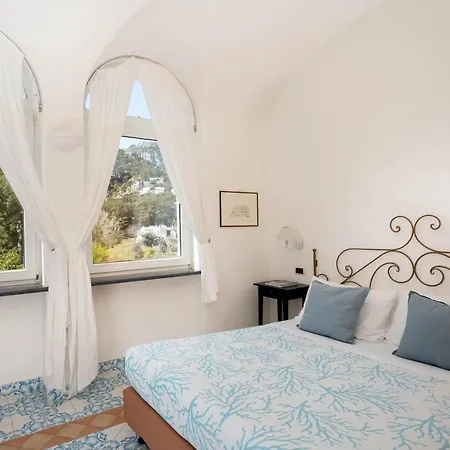 Apartment Oliveto Capri