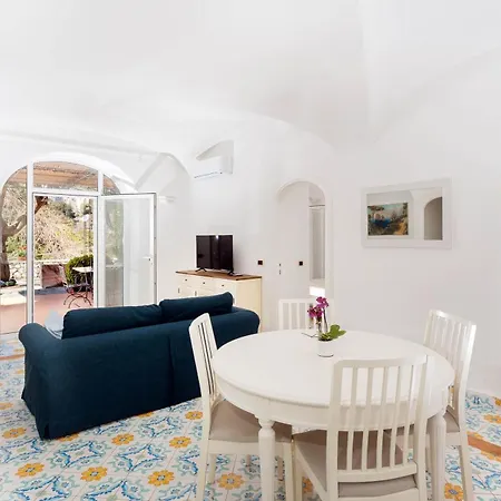 Apartment Oliveto Capri